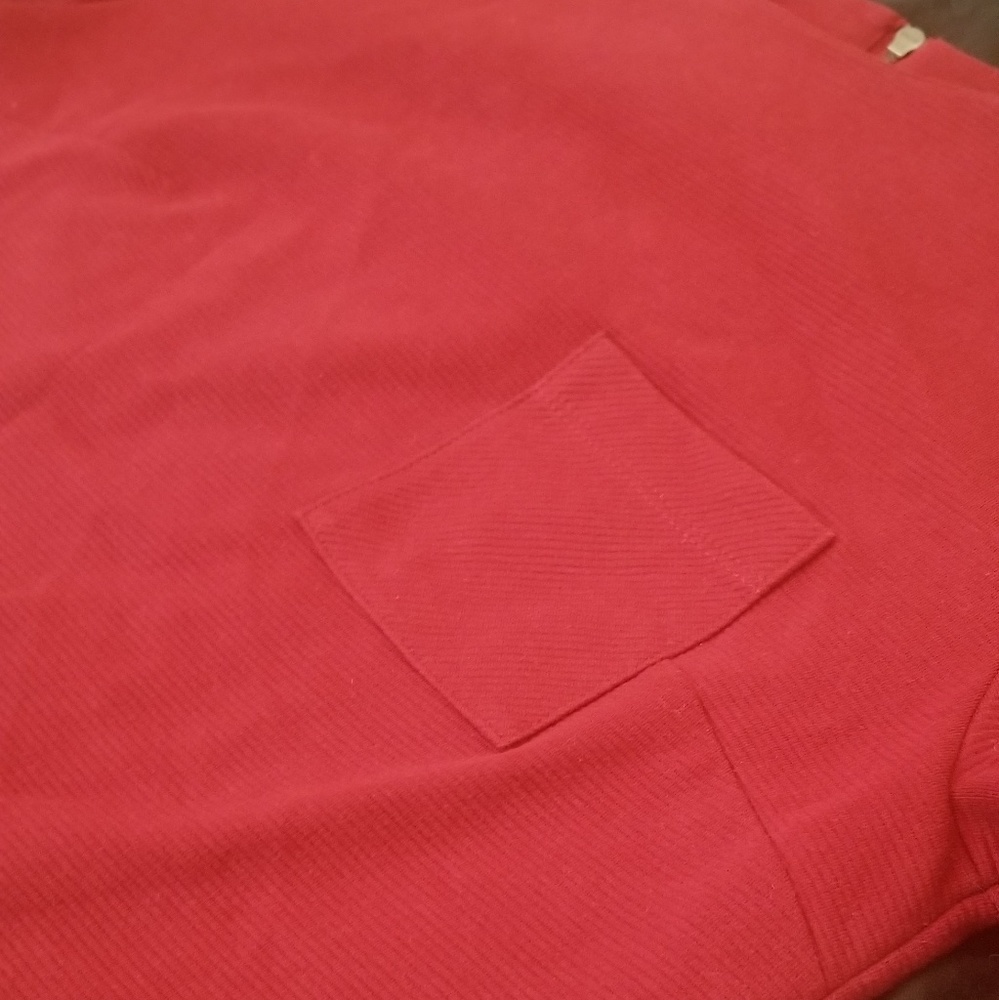 Top - Picture 2 of 4